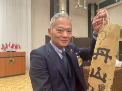 LINE_ALBUM_12月第2例会（結成1500回記念例会）2025.12.26_251229_23