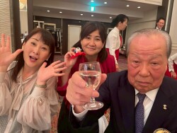 LINE_ALBUM_12月第2例会（結成1500回記念例会）2025.12.26_251229_62