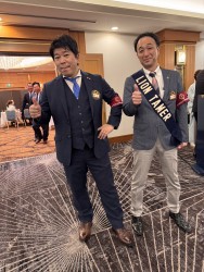 新旧ライオン・テーマー